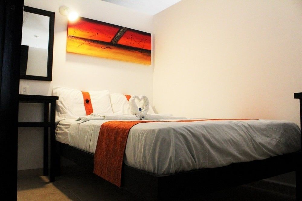 Hostal Gayser Valladolid  Exteriör bild